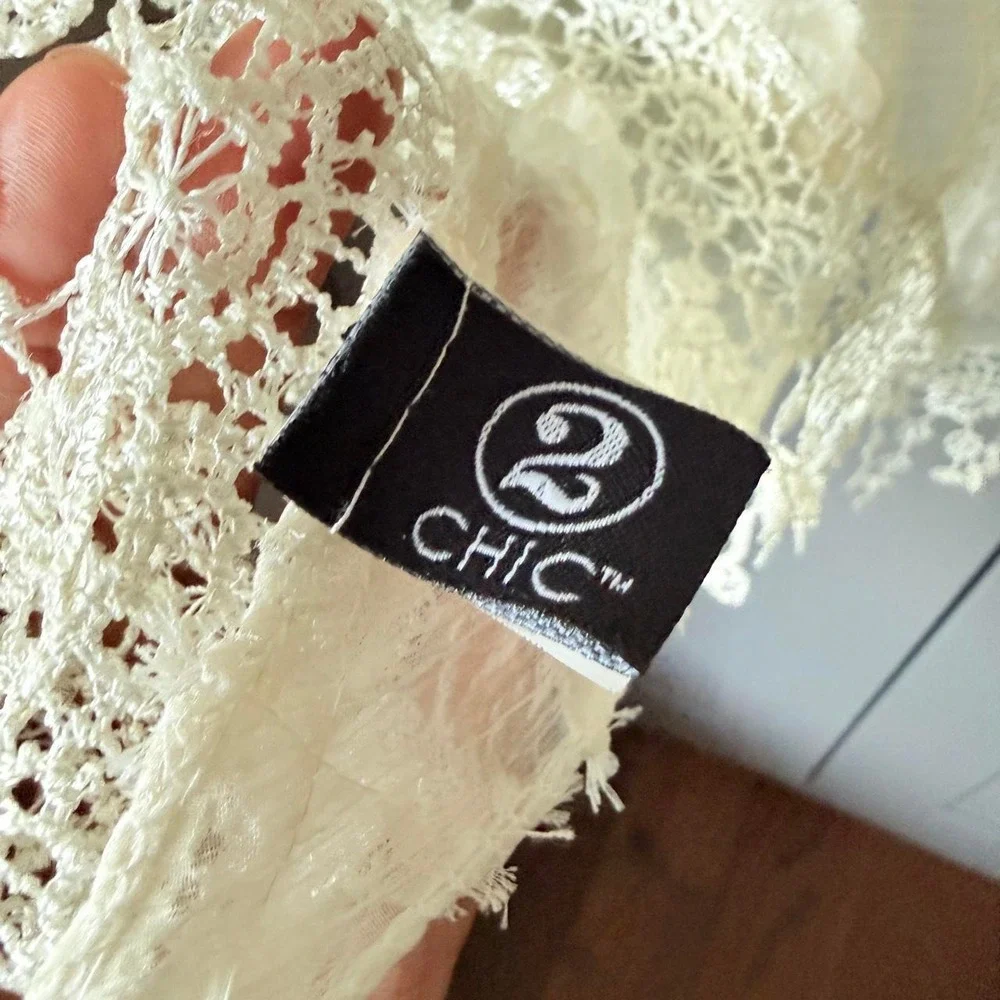 Cream Floral Lace Shawl Wrap Scarf Boho Cottagecore Fringe